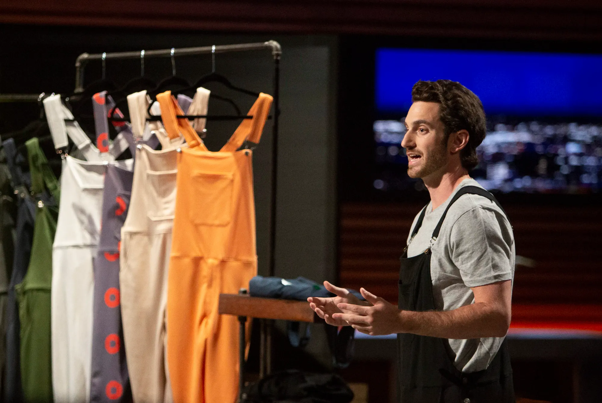 Kyle Bergman pitching Swoveralls on Shark Tank